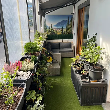 Terrace Aircondition Downtown Metro C Budejovicka Δωμάτια σε οικογενειακή κατοικία *