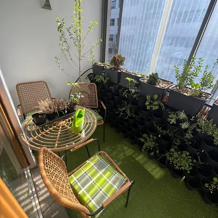 Δωμάτια σε οικογενειακή κατοικία Terrace Aircondition Downtown Metro C Budejovicka *
