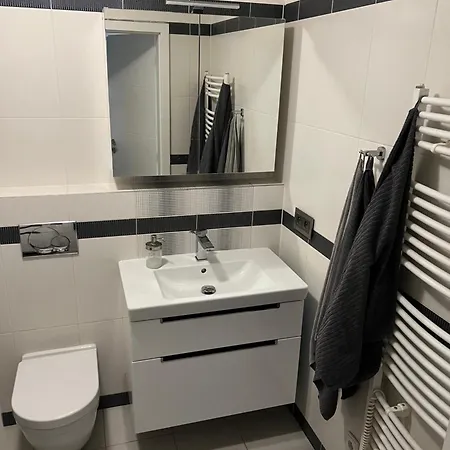 Terrace Aircondition Downtown Metro C Budejovicka Δωμάτια σε οικογενειακή κατοικία