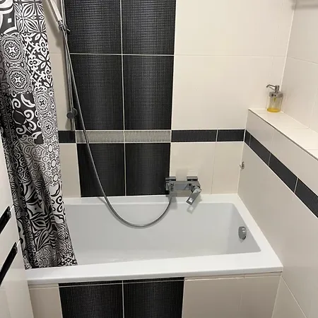 Privatunterkunft Terrace Aircondition Downtown Metro C Budejovicka